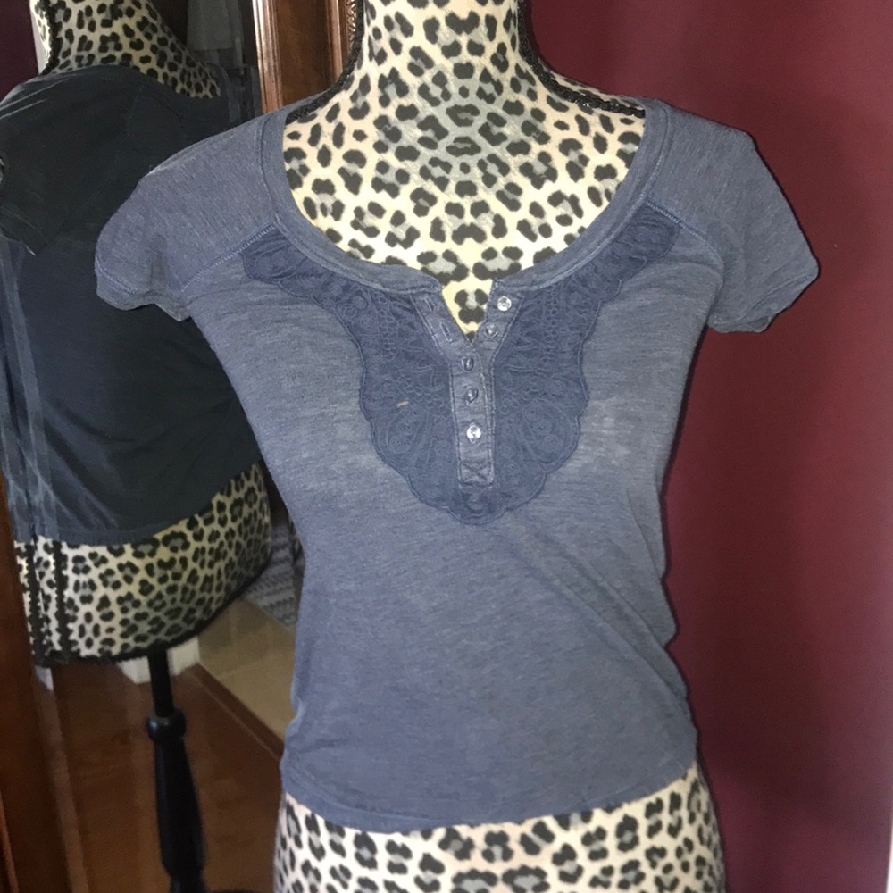 Navy Blue Abercrombie Top!